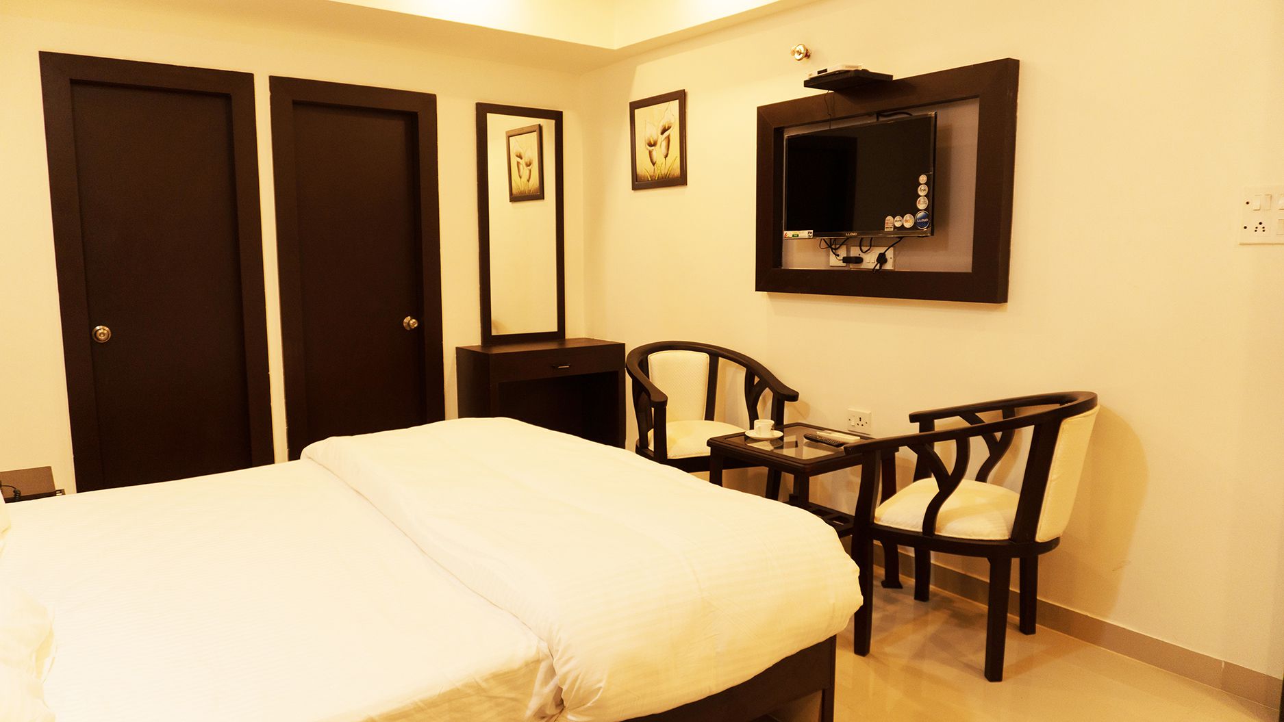 Executive room in bhagalpur near railway station